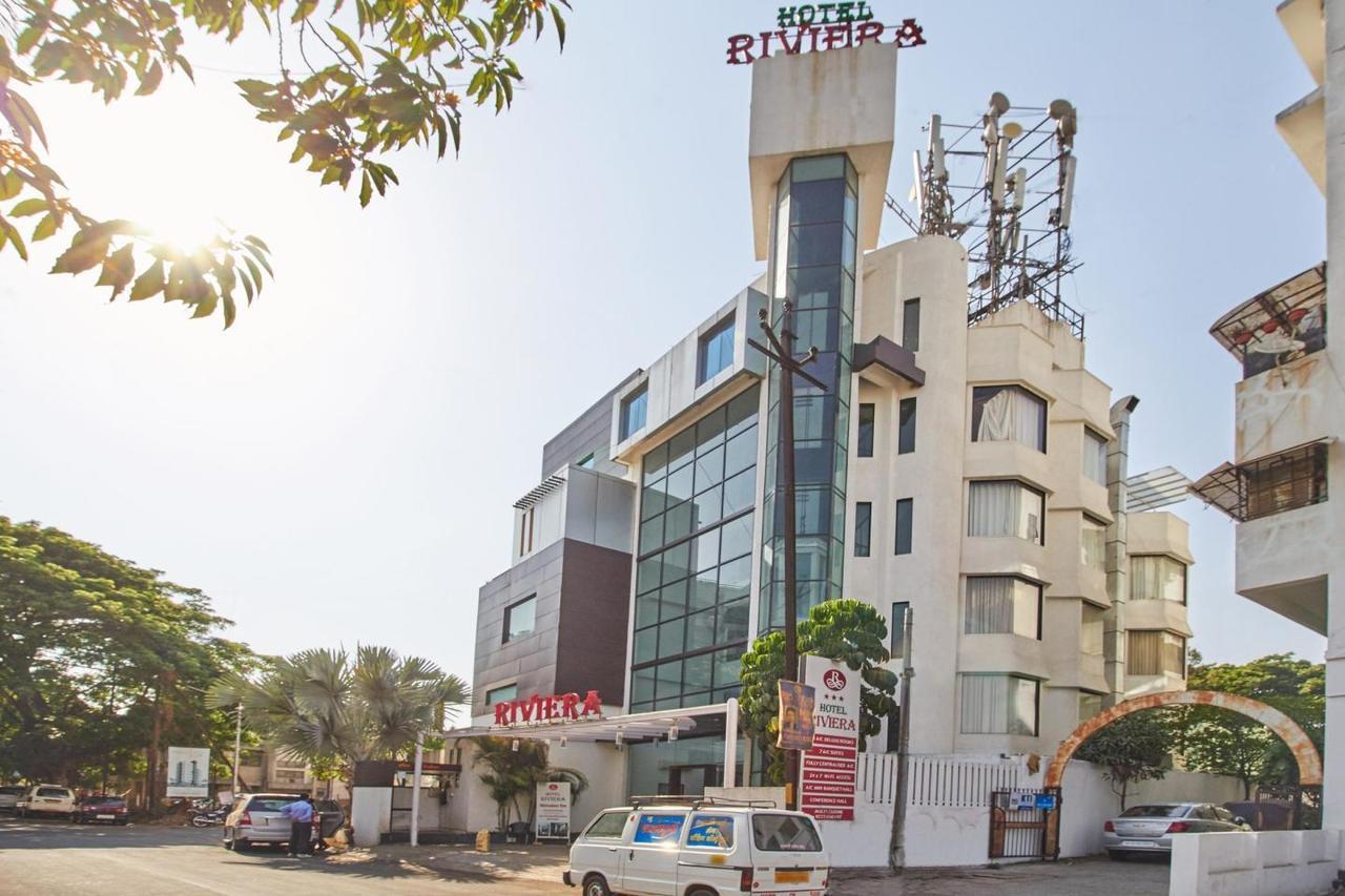 Oyo 10672 Hotel Riviera Nashik Ngoại thất bức ảnh