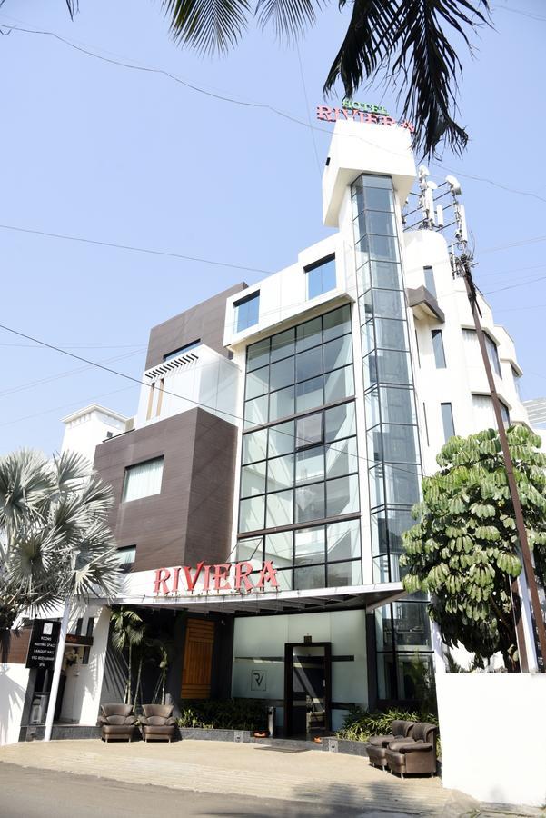 Oyo 10672 Hotel Riviera Nashik Ngoại thất bức ảnh